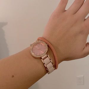 Jewelry set (all two pieces)